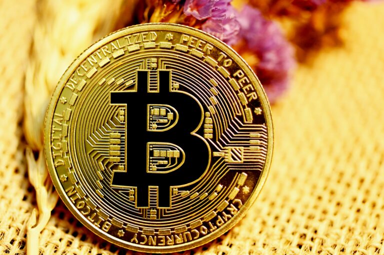 Bitcoin Hits $105K: Is a Pullback Looming Amid Geopolitical Tensions?