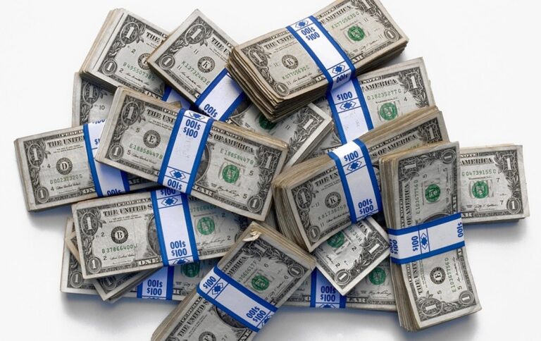 Stimulus Check 2025: $1,390 Payment Confirmed, $2,000 Rumors Debunked – Here’s What You Need to Know