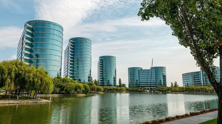 Oracle Layoffs Hit Cloud Unit Amid AI Investment Surge — What It Means for the Company’s Future